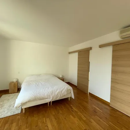 Villa Contemporaine Et Minimaliste *